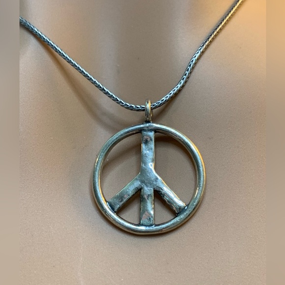 Silpada Vintage Sterling Peace Sign Necklace on Foxtail Chain/Necklace - Israel - Picture 2 of 13